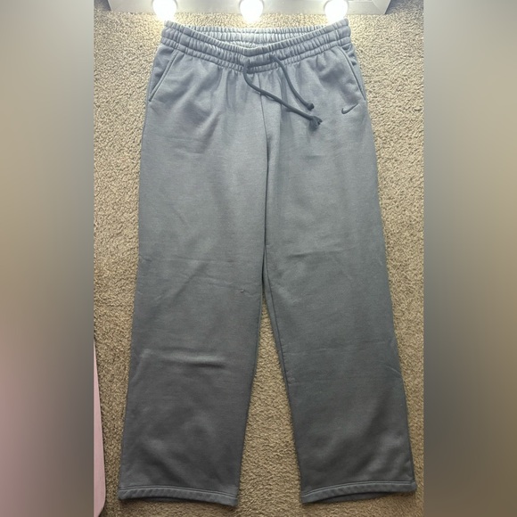 Nike Pants - Nike sweatpants